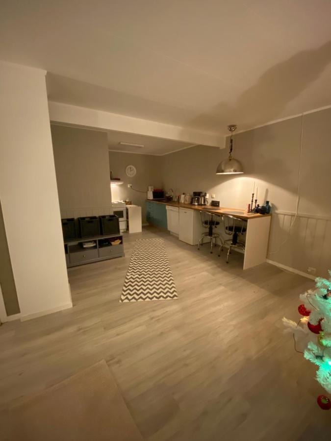 Lyngen, Mackay Appartment, Lyngen Lyngseidet 외부 사진