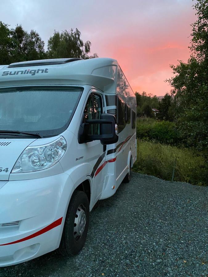 Lyngen, Mackay Appartment, Lyngen Lyngseidet 외부 사진